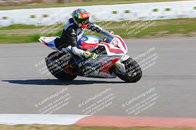 media/Jan-20-2023-Fastrack Riders (Fri) [[f2ad32aba3]]/Level 3/session 3 turn 9/